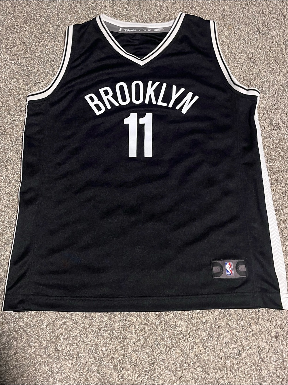 NBA Fanatics Brooklyn Nets Kyrie Irving Jersey Youth XL (18/20)